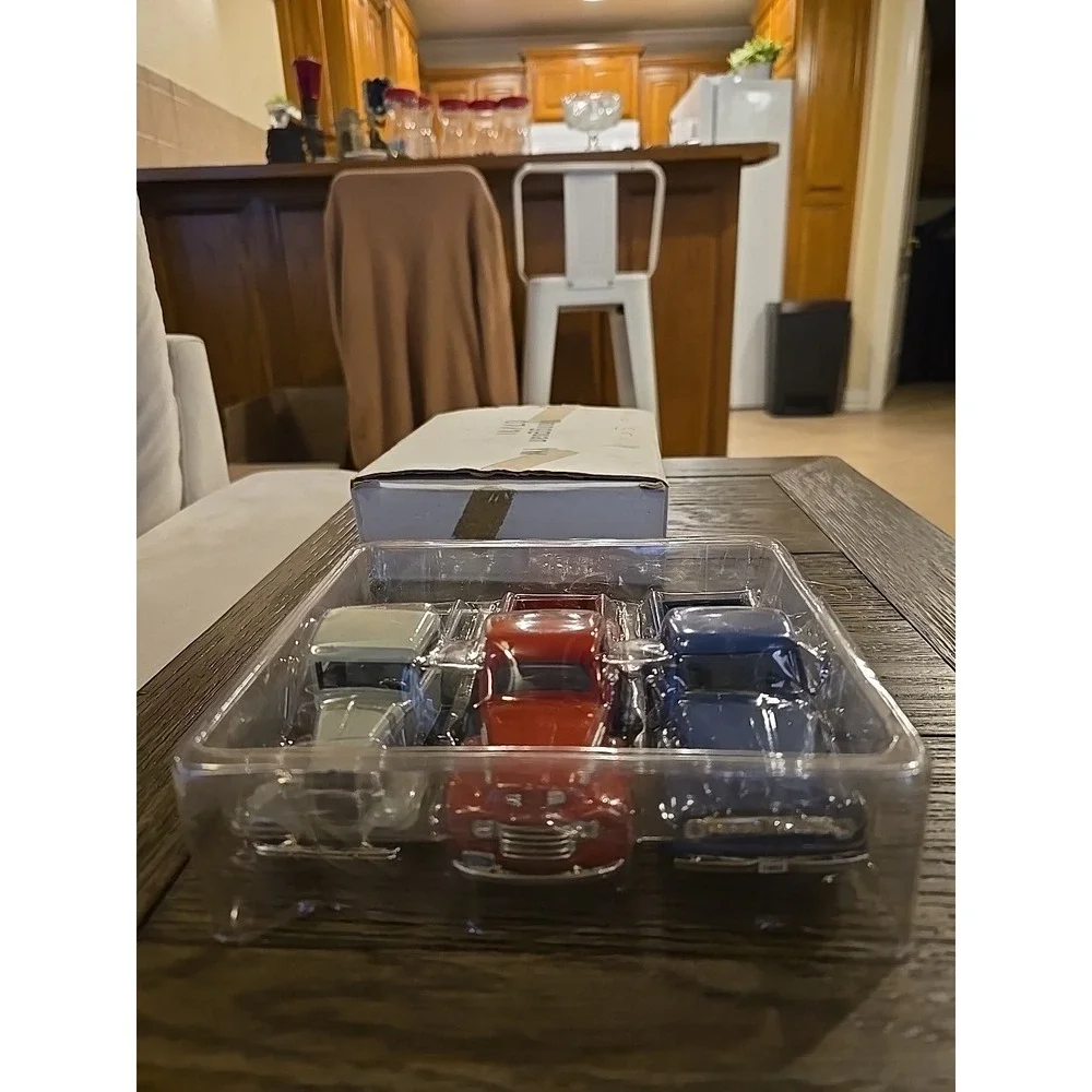Road Legends / Road Signature Collector's Edition set of three 1:43‎ scale...